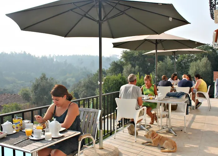 לינה וארוחת בוקר Casa Nas Serras