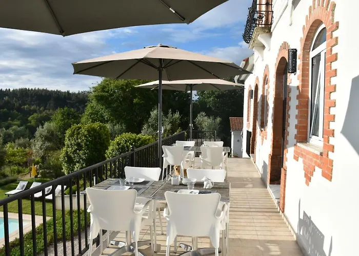 לינה וארוחת בוקר Casa Nas Serras וילה נובה דה פויארס